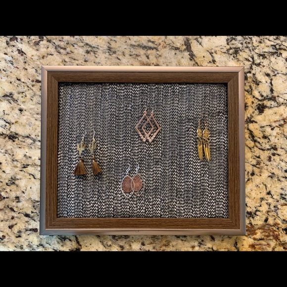 Earring Holder! - Picture 3 of 3